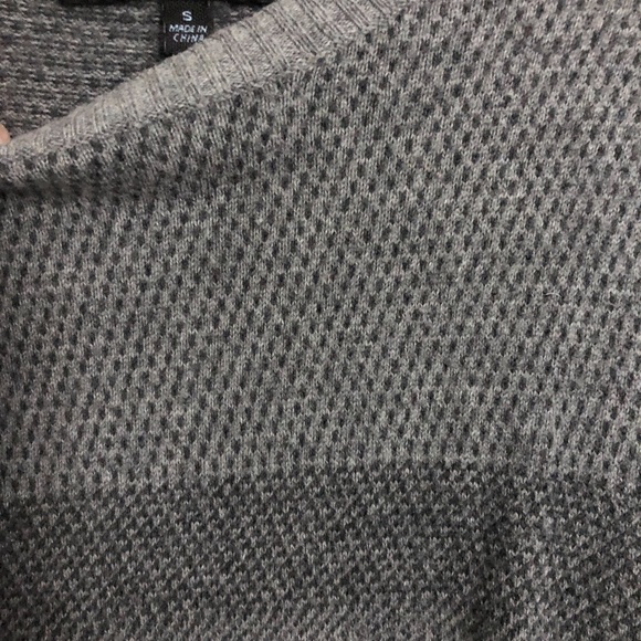 Marc Anthony Sweater - Picture 2 of 3